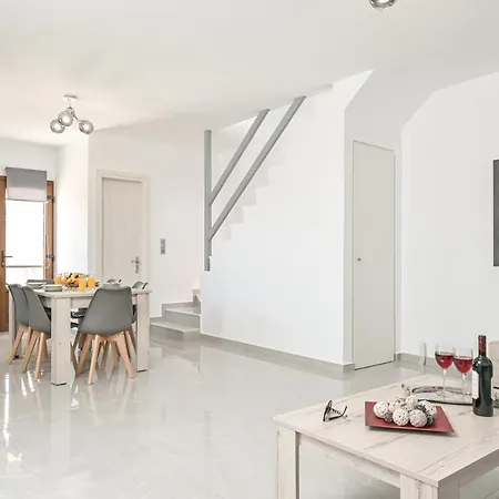 Elaion Naxos Town Holiday home Naxos City